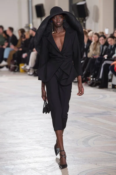 Look 7